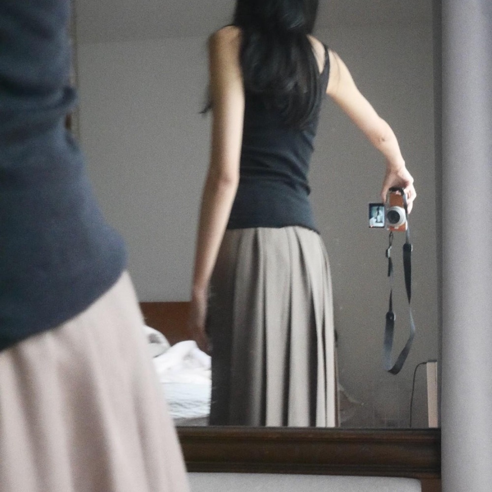Uniqlo Tan Maxi Skirt